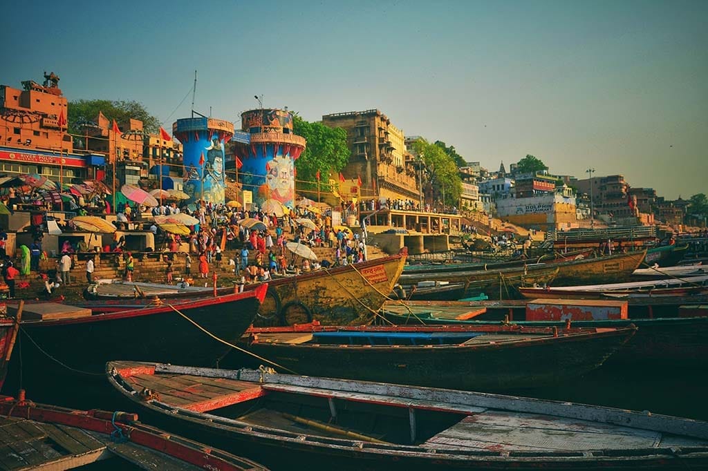 हमारे बारे में 5 Ganga Ghats